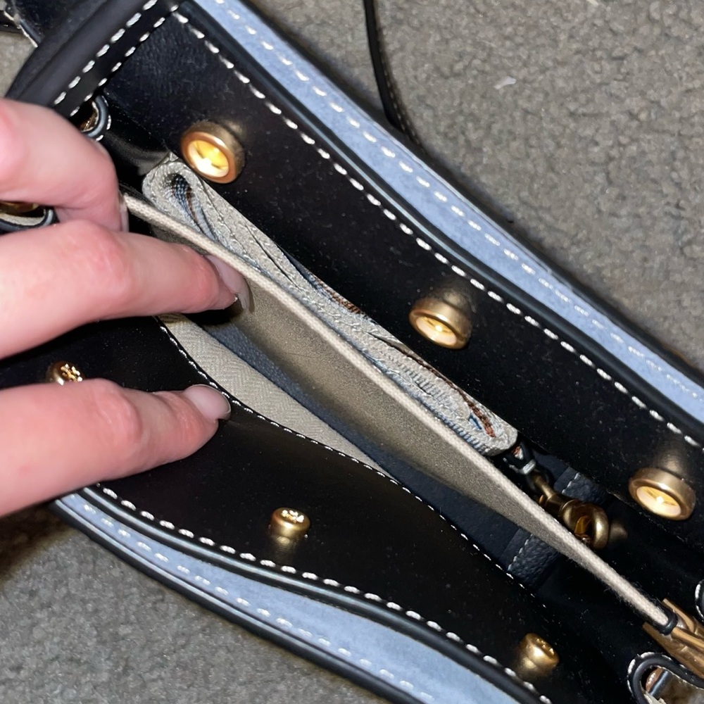 BRAND NEW TORY BURCH BAG - Picture 8 of 13